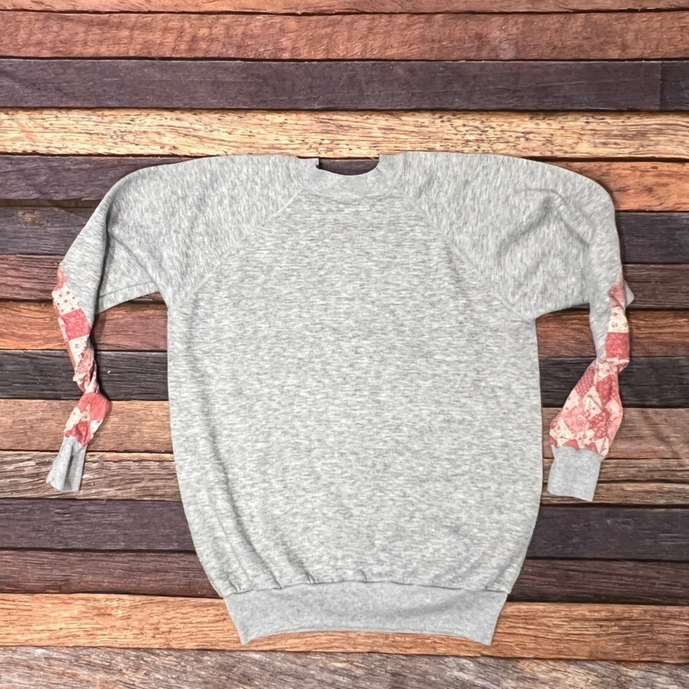 Vintage 1980s Gray Floral Sleeves Pullover Jumper 80s Sweater Sweatshirt